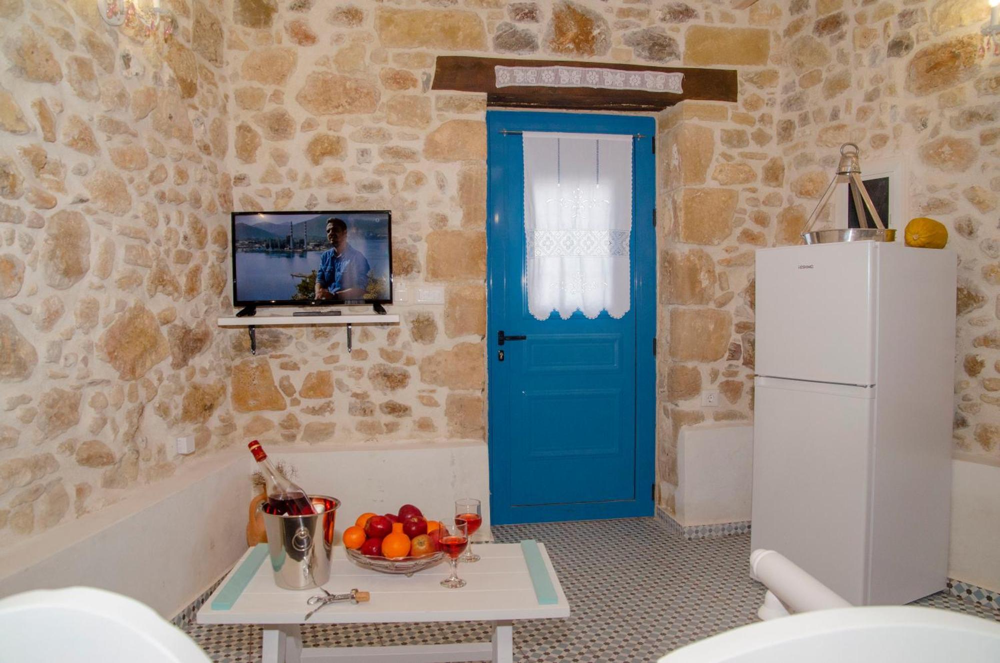 Trigono Traditional House Kalivianí Exterior photo